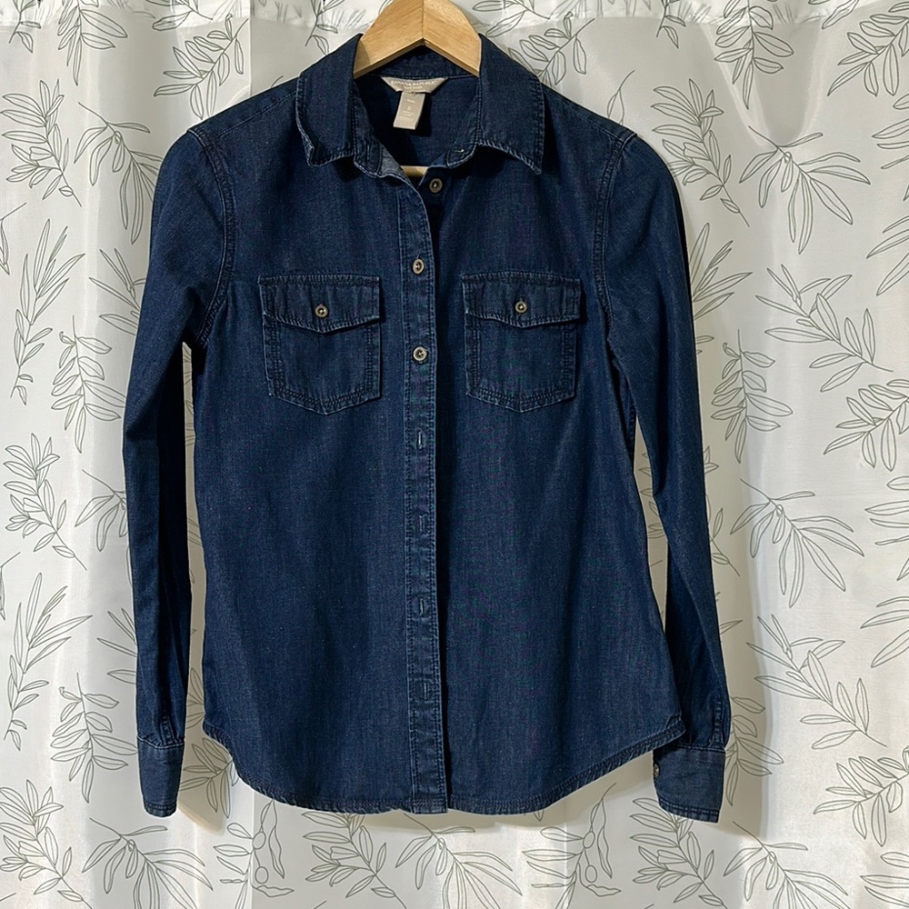 Banana Republic-Dark Denim Soft Wash Shirt EUC